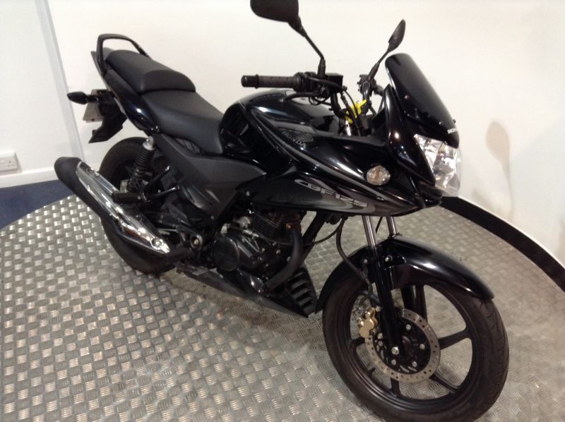 2014 Honda CBF 125 image 2