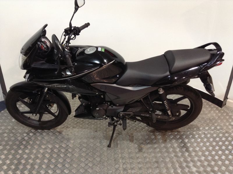 2014 Honda CBF 125 image 4