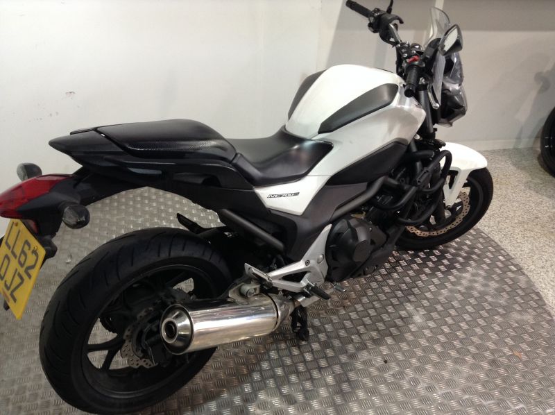 2012 HONDA NC 700 DCT image 2