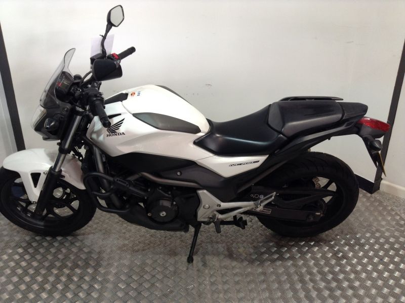 2012 HONDA NC 700 DCT image 4