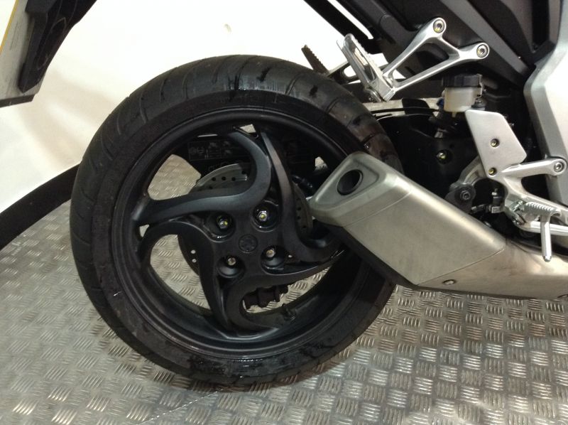 2012 HONDA CB1000R image 6