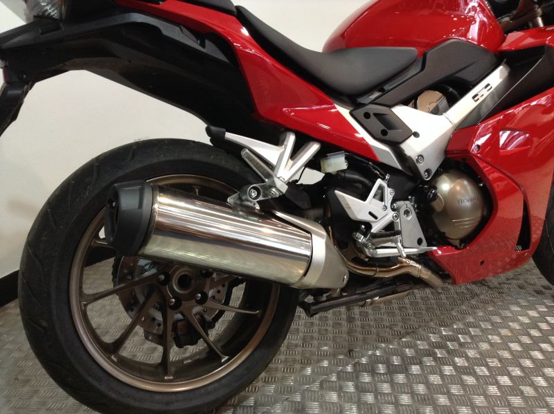 2015 HONDA VFR 800 F image 7