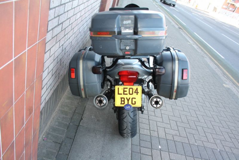 2004 Honda CBR1100 XX Blackbird image 7