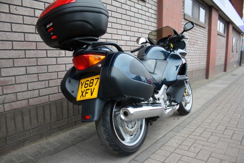 2001 Honda NT650 V Deauville image 6