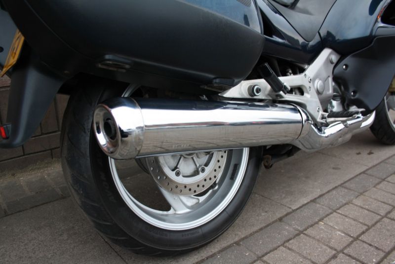 2001 Honda NT650 V Deauville image 9