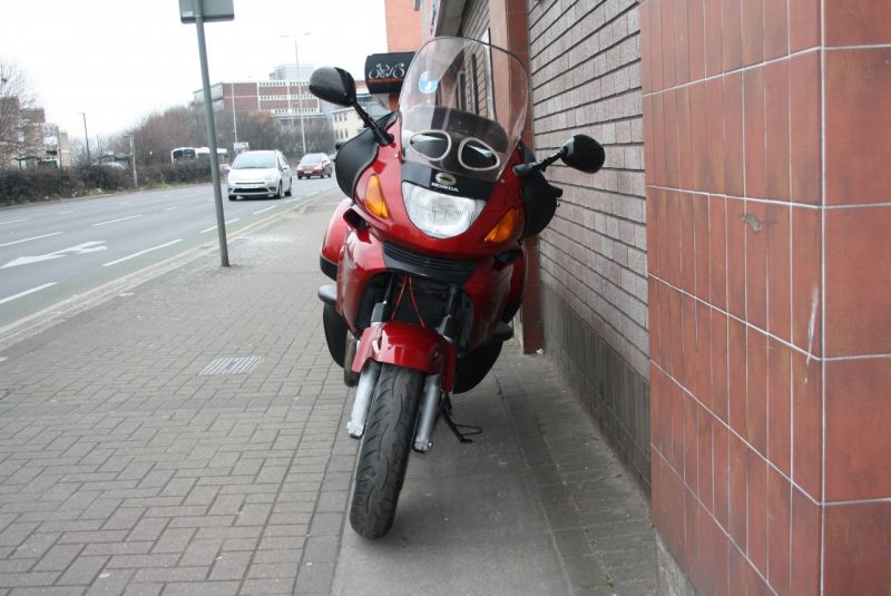 2000 Honda NT650 V Deauville image 4