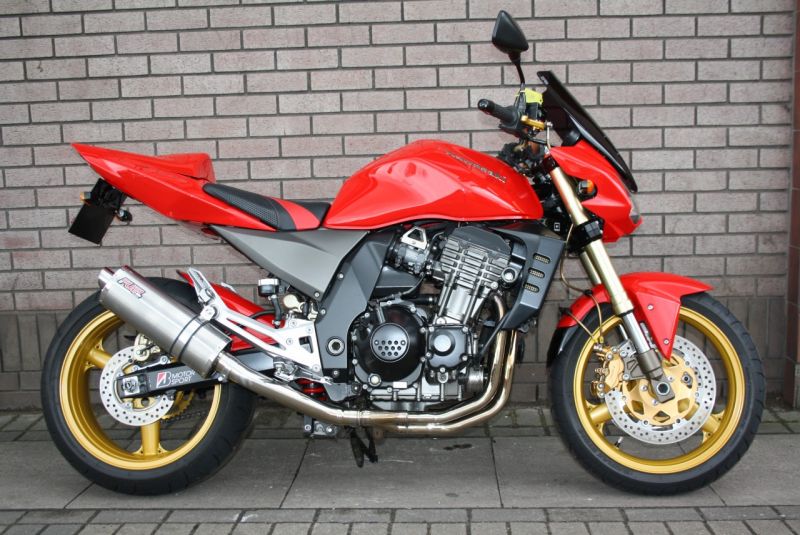 2004 Kawasaki Z1000 image 1