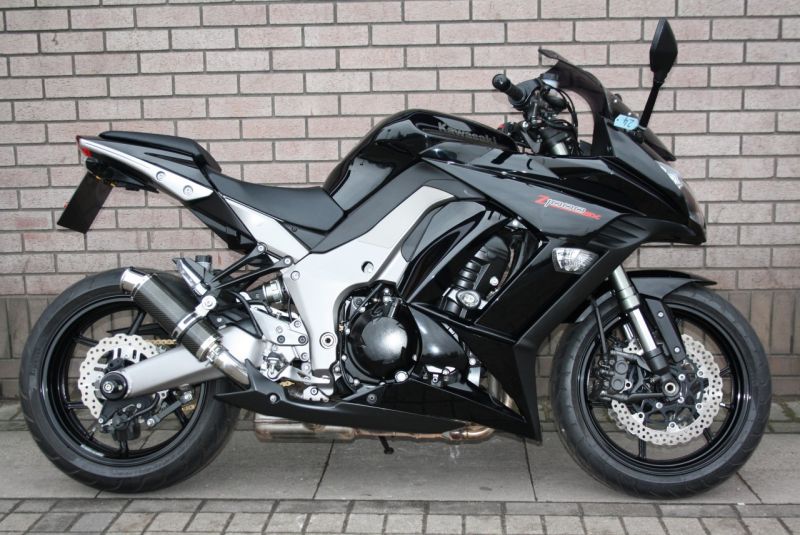 2011 Kawasaki Z1000 SX GBF image 1