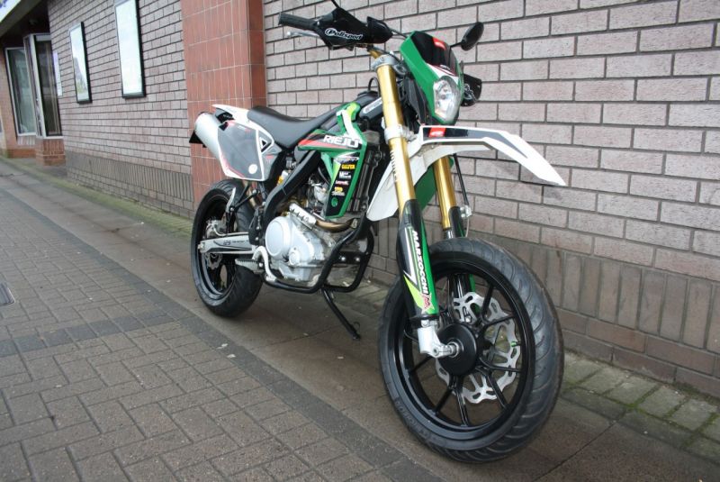 2015 Rieju Marathon 125 Pro image 2