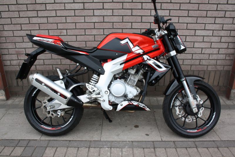 2013 Rieju RS3 125 NKD image 1