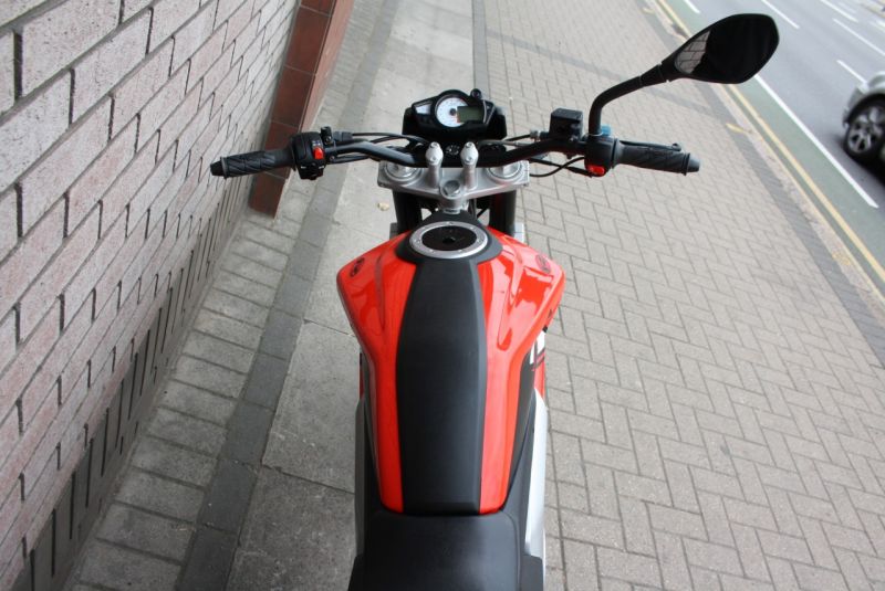 2013 Rieju RS3 125 NKD image 6