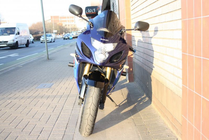 2005 Suzuki GSXR 600 K4 image 4