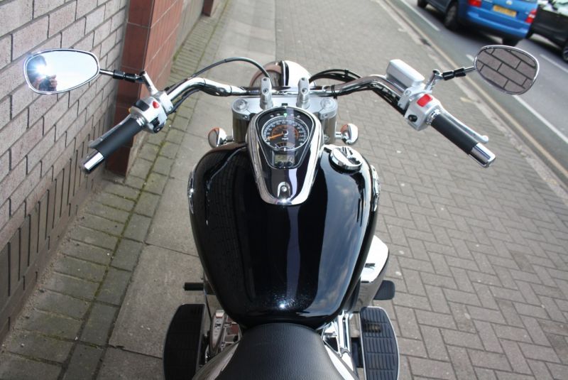 2011 Suzuki VL800 L1 image 6