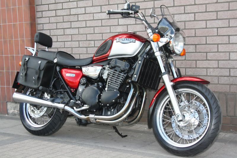 2001 Triumph Legend TT image 2