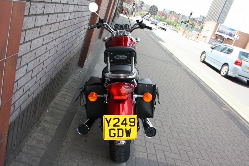 2001 Triumph Legend TT image 5