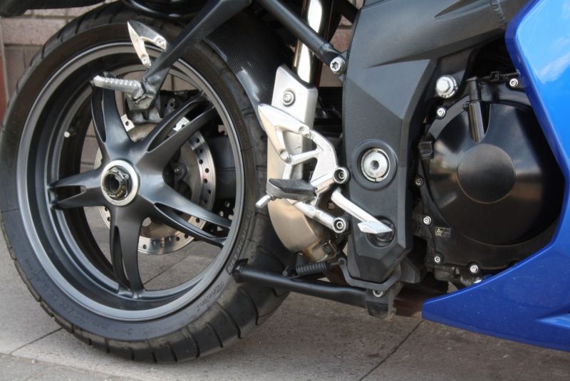 2007 Triumph Sprint ST 1050 image 10