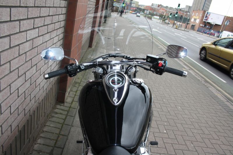 2013 Triumph Thunderbird 1600 image 8