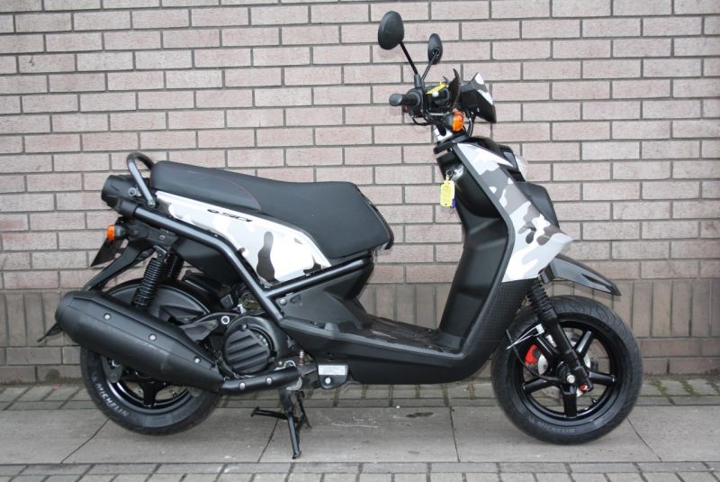 2015 Yamaha BWS 125 image 1