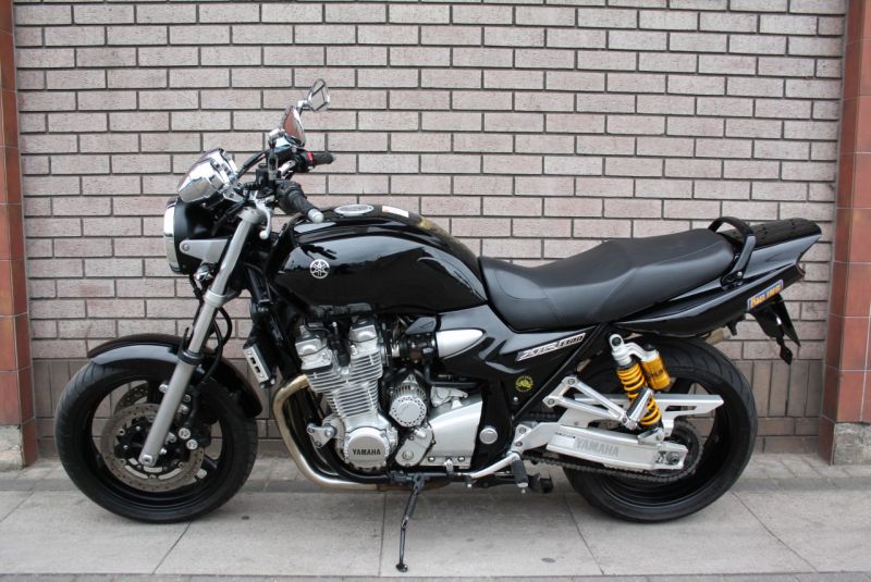 2013 Yamaha XJR 1300 image 3