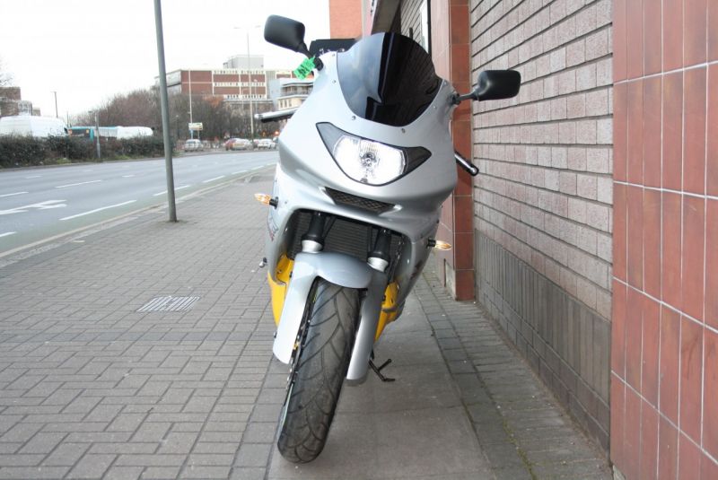 1998 Yamaha YZF600R Thundercat image 4