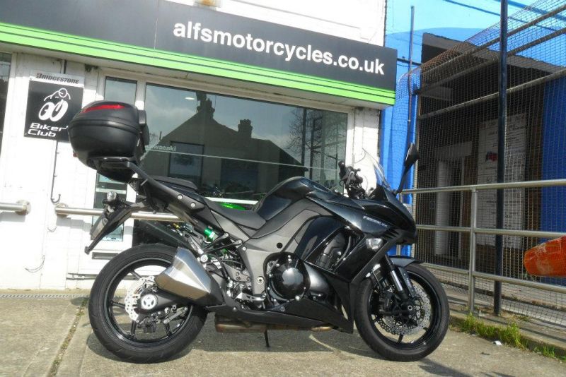 2015 Kawasaki Z1000SX image 1