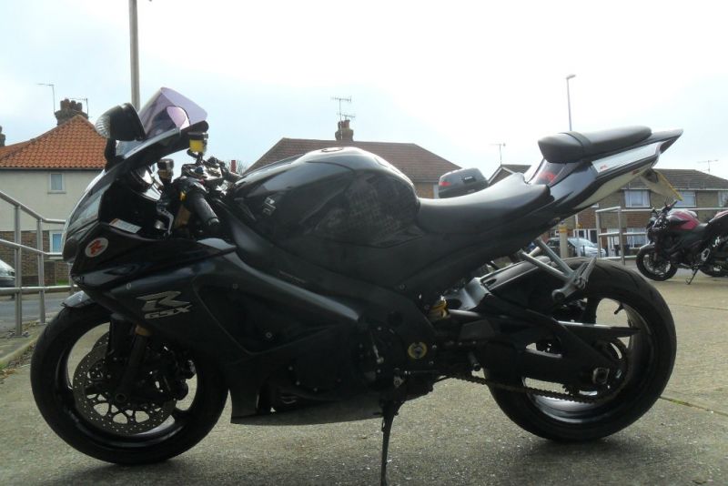 2008 Suzuki GSXR1000 image 2