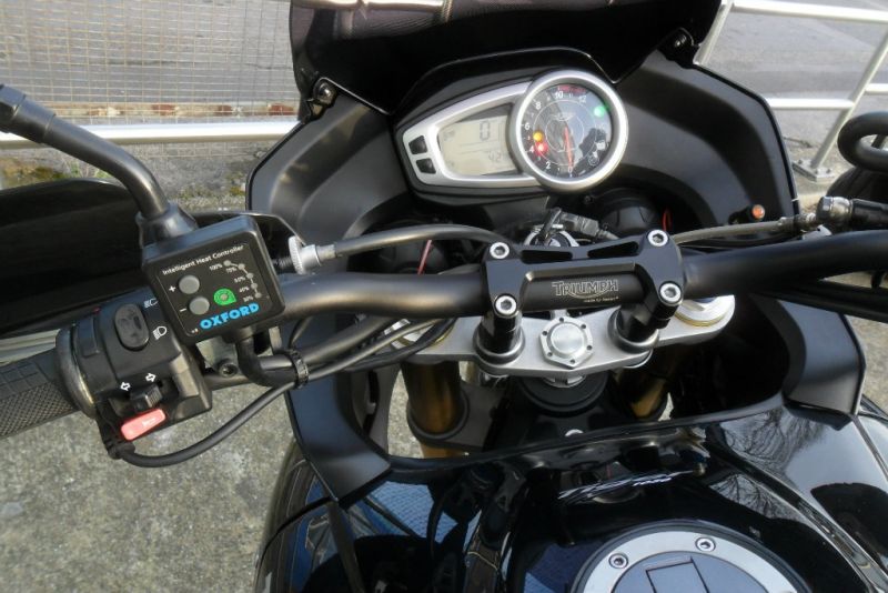 2011 Triumph Tiger 1050 image 7