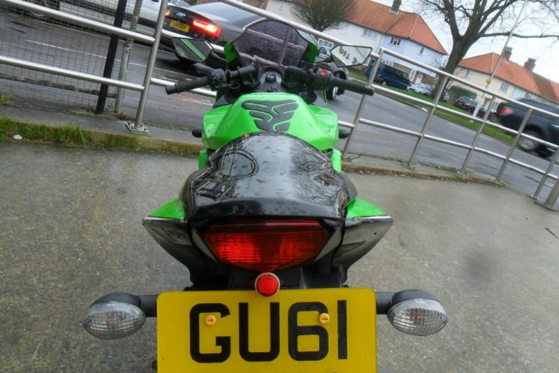 2011 Kawasaki Ninja 250 R image 9