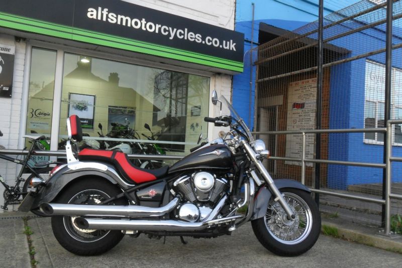 2014 Kawasaki VN900 Classic image 1