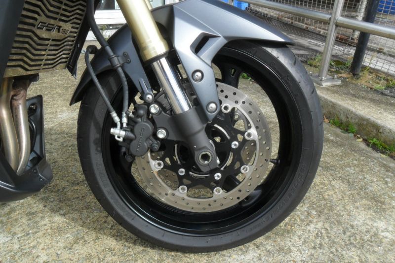 2014 Suzuki GSR750 Z Naked image 5