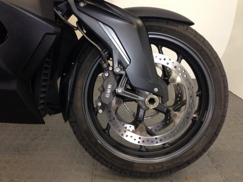 2012 BMW K1300R image 8