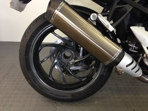 2012 BMW K1300R image 10