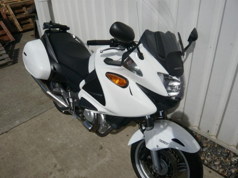 2009 Honda NT700 V-9 image 3