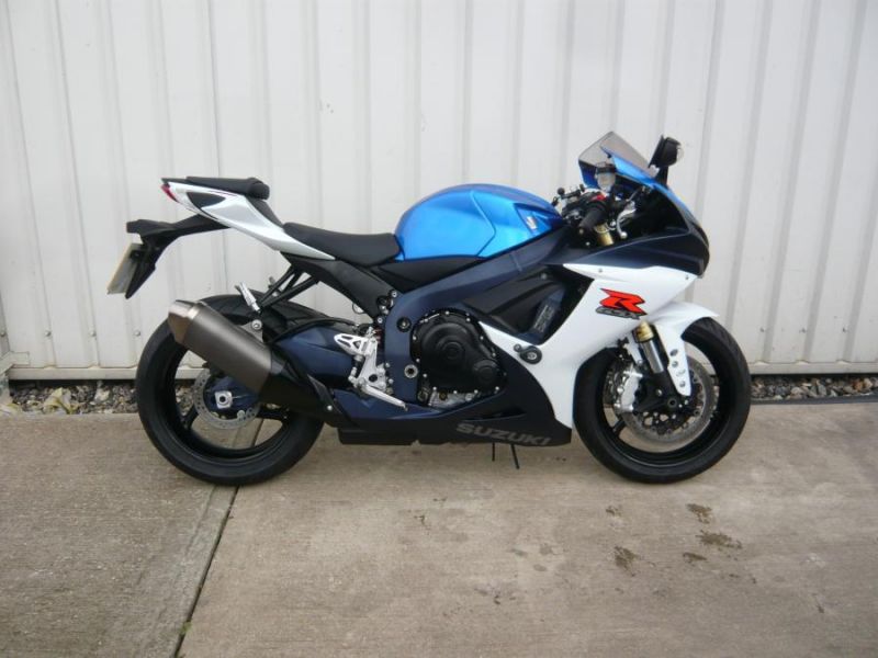 2012 SUZUKI GSXR750 image 1