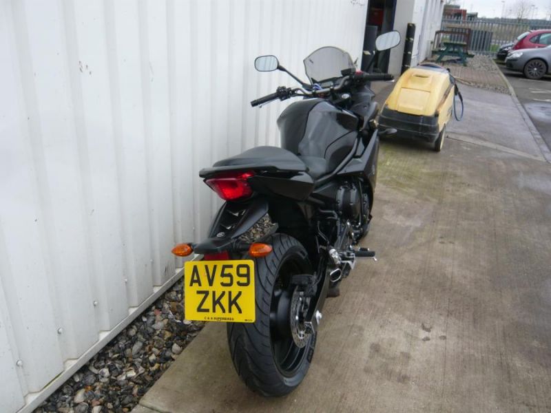 2010 Yamaha XJ600S image 4