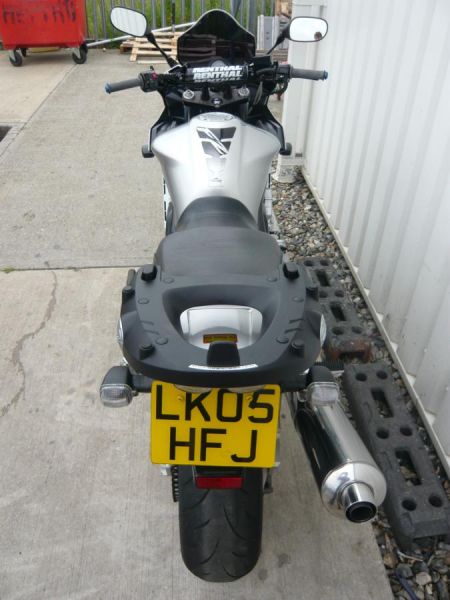 2005 Yamaha FZS 1000 Fazer image 3