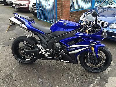 2007 Yamaha Yzf R1 image 1