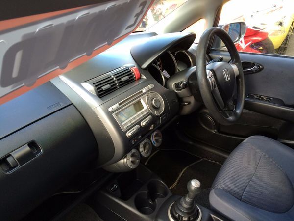 2005 Honda Jazz 1.4 i-DSi SE image 6