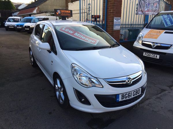 2011 Vauxhall Corsa 1.4 SRi image 1