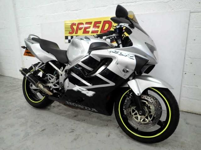 2001 HONDA CBR 600 F image 2