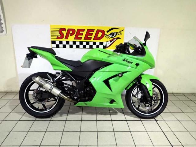 2008 KAWASAKI NINJA 250 image 1
