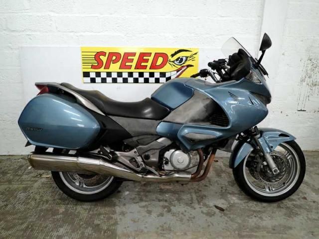 2007 HONDA NT 700 VA image 1