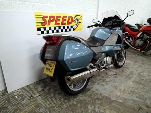 2007 HONDA NT 700 VA image 5