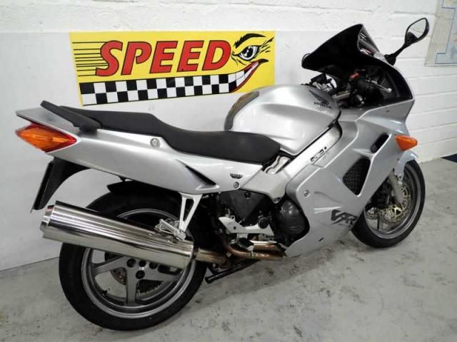 2001 HONDA VFR 800 F image 4