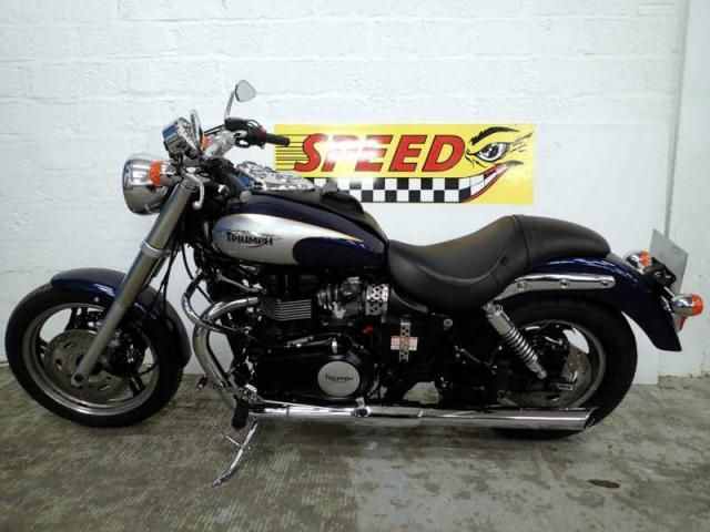 2008 Triumph Speedmaster image 2