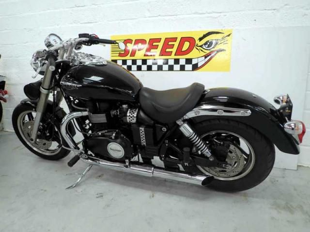 2009 Triumph Speedmaster image 7