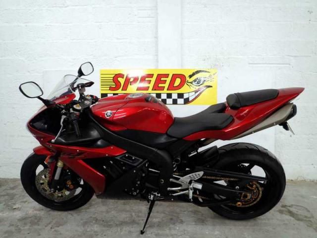 2006 YAMAHA YZF R1 image 2