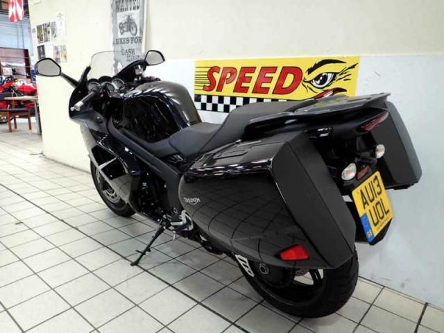 2013 Triumph Sprint GT 1050 image 5