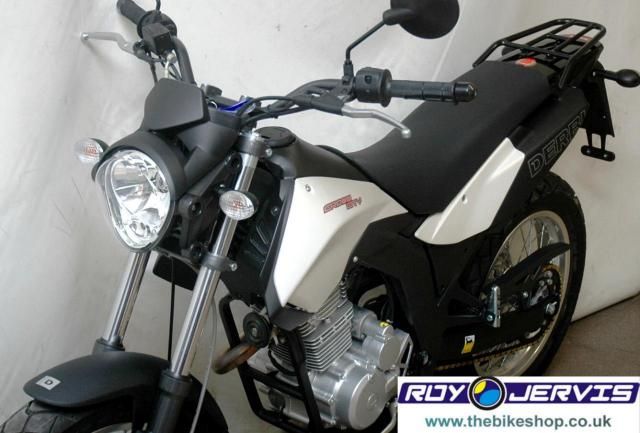 2015 DERBI SENDA SM CROSS CITY 125 image 4