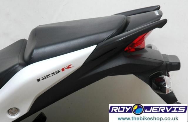 2014 HONDA CBR125 R-D image 9